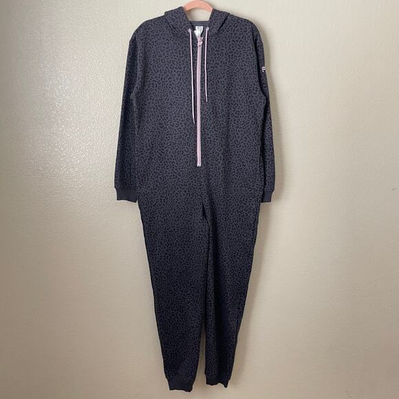 Fabletics Jumpsuit Women Small Gray Forever Fleece Hooded Onesie Leopard NEW - Picture 3 of 12